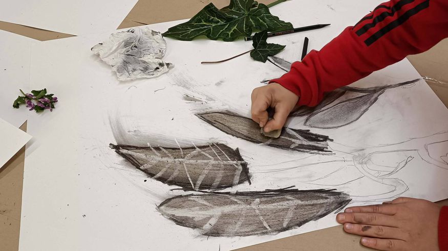 Naturaleza y arte (3-5 años acompañados). En español.  Imagen de portada