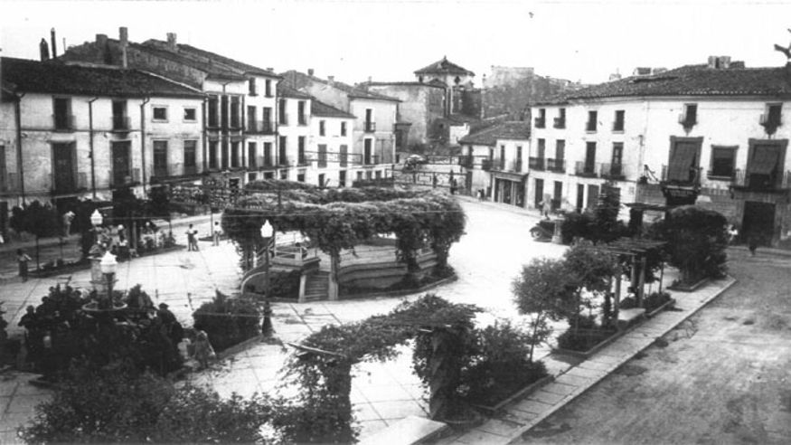 Cultura / Arte - Ruta cultural -  Plaza de la Corredera - CALASPARRA