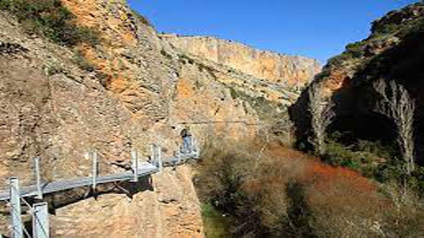 Cultura / Arte - Museos y monumentos - Ruta cultural -  Excursión a las Pasarelas de Alquézar - HUESCA