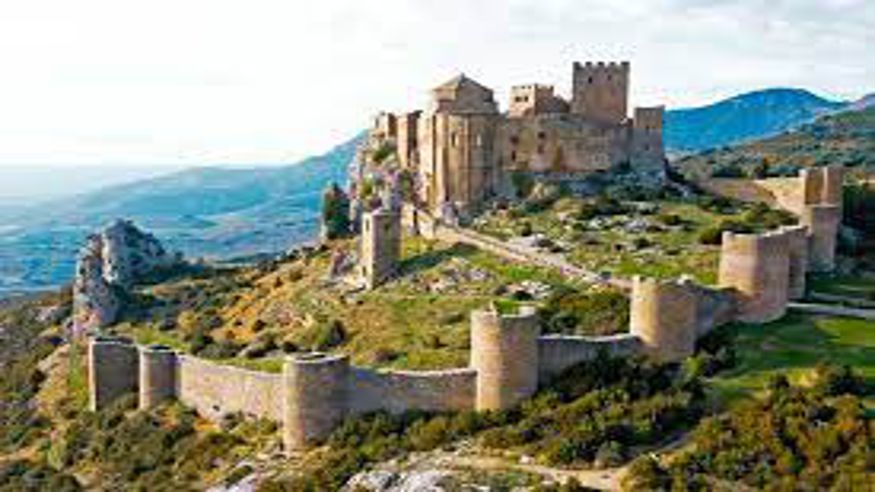 Cultura / Arte - Museos y monumentos - Ruta cultural -  Excursión al Castillo de Loarre - HUESCA