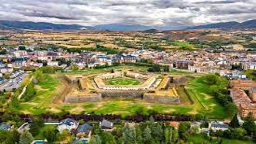 Cultura / Arte - Museos y monumentos - Ruta cultural -  Excursión a Jaca - HUESCA