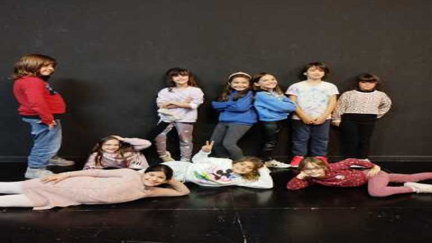 Cultura / Arte - Teatro - Teatro infantil -   Tilla Òlibaspilla - XXXVIII Mostra de Teatre Escolar de Manacor  - MANACOR